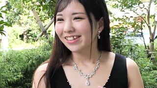 話題沸騰清楚系キャバ嬢みづはちゃん 21歳